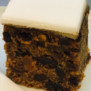 iced xmas cake